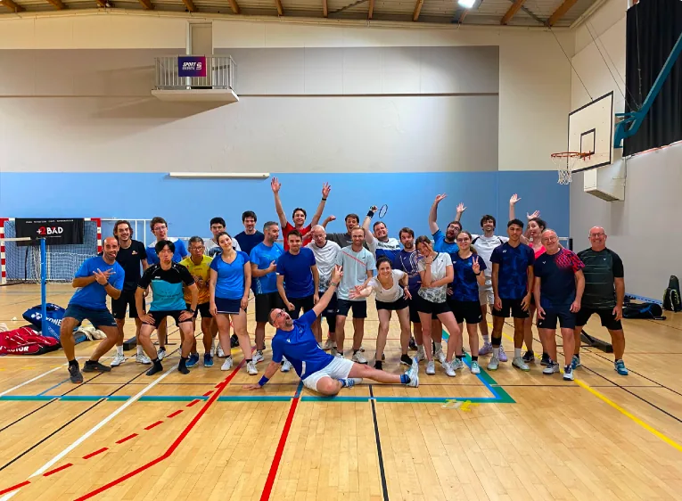 Le groupe du stage réuni dans le gymnase du Campus Sport Bretagne