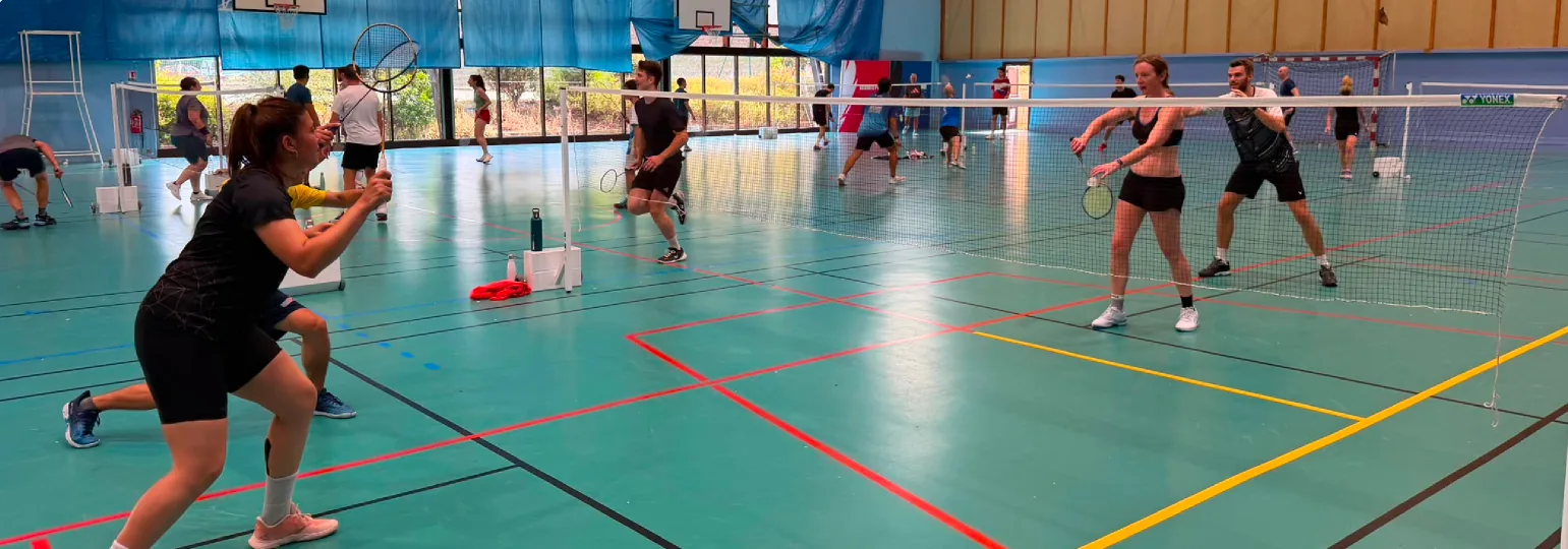 Les terrains du gymnase du Campus Sport Bretagne à Dinard